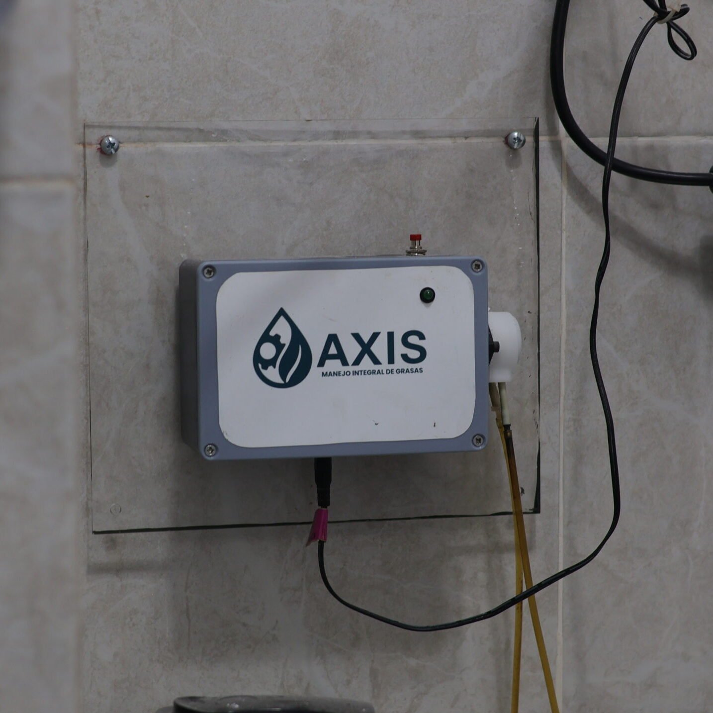 AXIS - Image 5